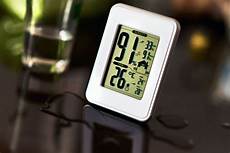 Humidifier With Hygrometer